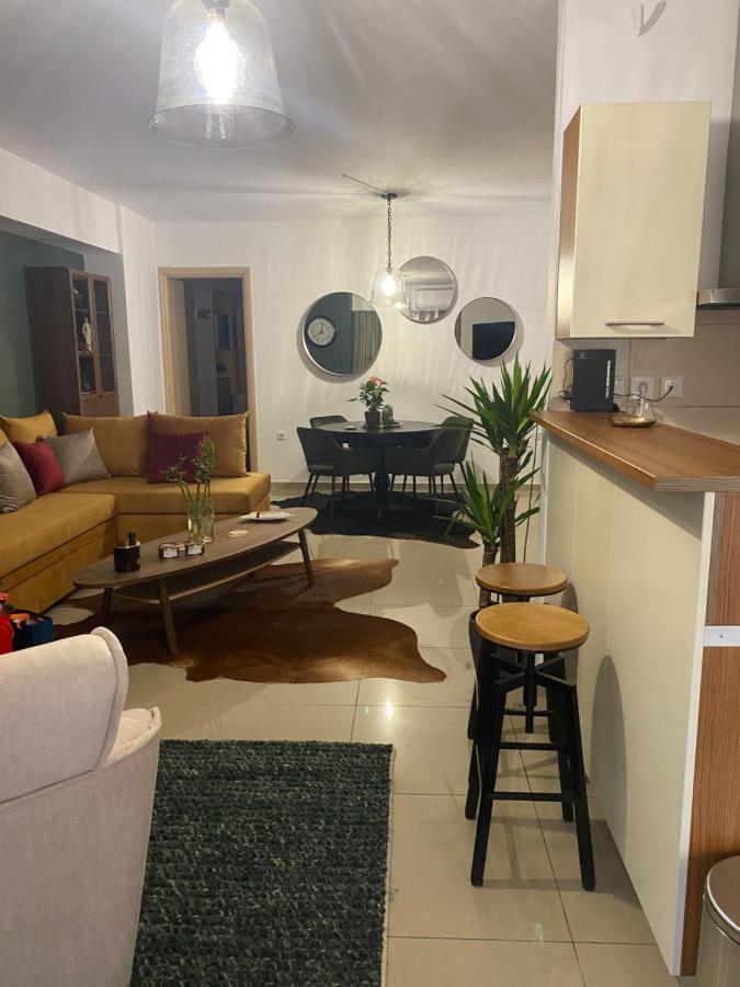 פיראוס Little John Luxury Apartment מראה חיצוני תמונה