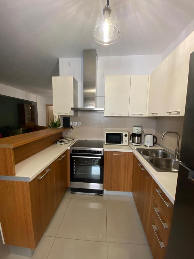 פיראוס Little John Luxury Apartment מראה חיצוני תמונה