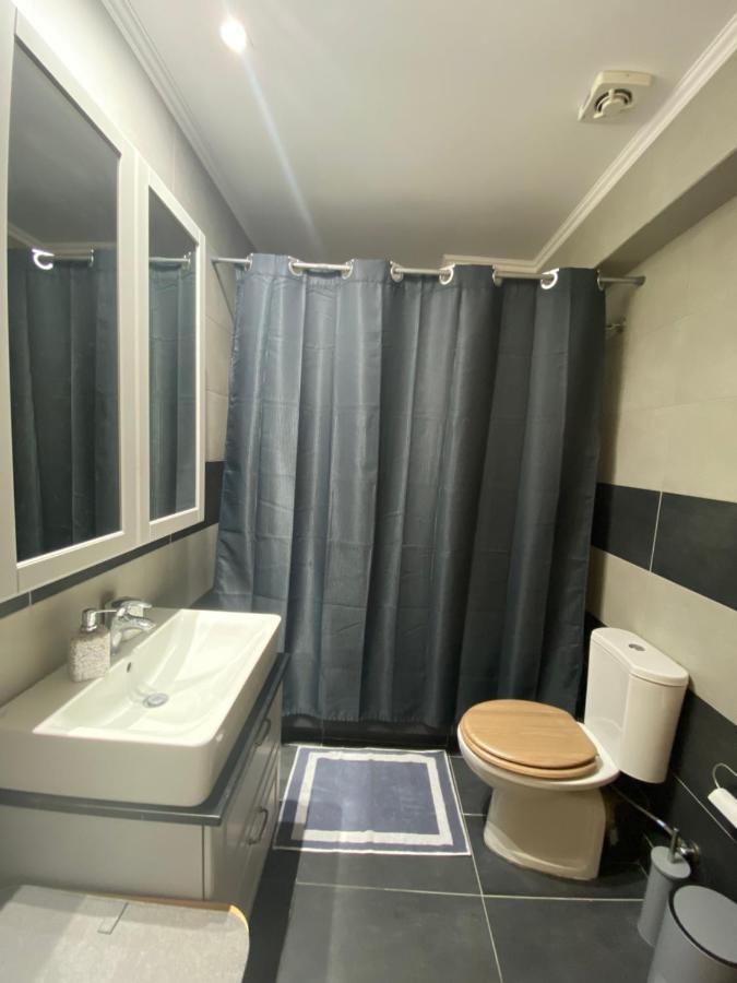 פיראוס Little John Luxury Apartment מראה חיצוני תמונה