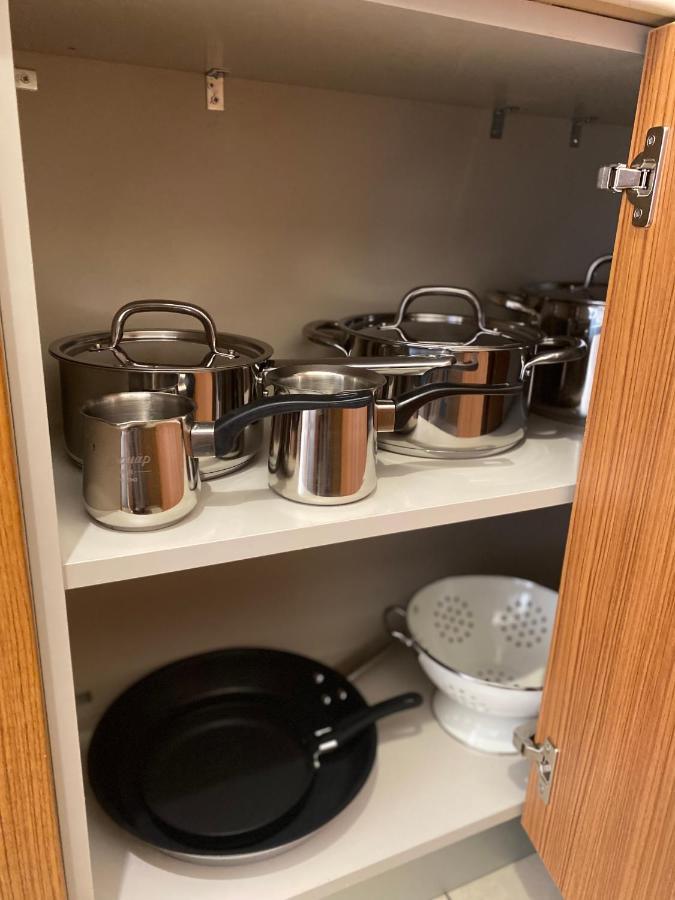 פיראוס Little John Luxury Apartment מראה חיצוני תמונה
