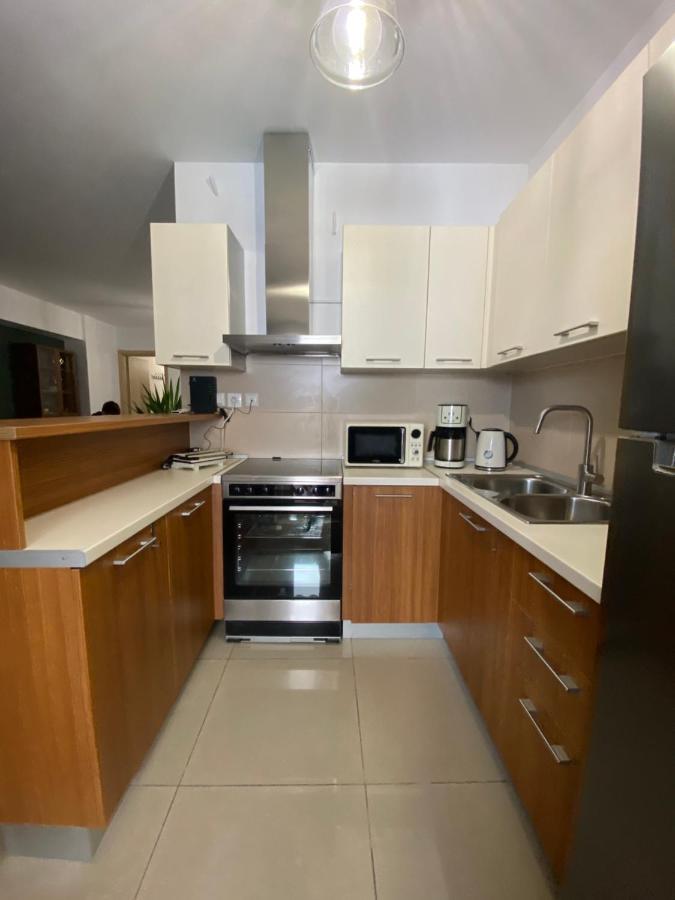 פיראוס Little John Luxury Apartment מראה חיצוני תמונה
